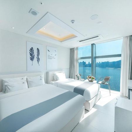 Oceanstay Hotel ปูซาน ภายนอก รูปภาพ