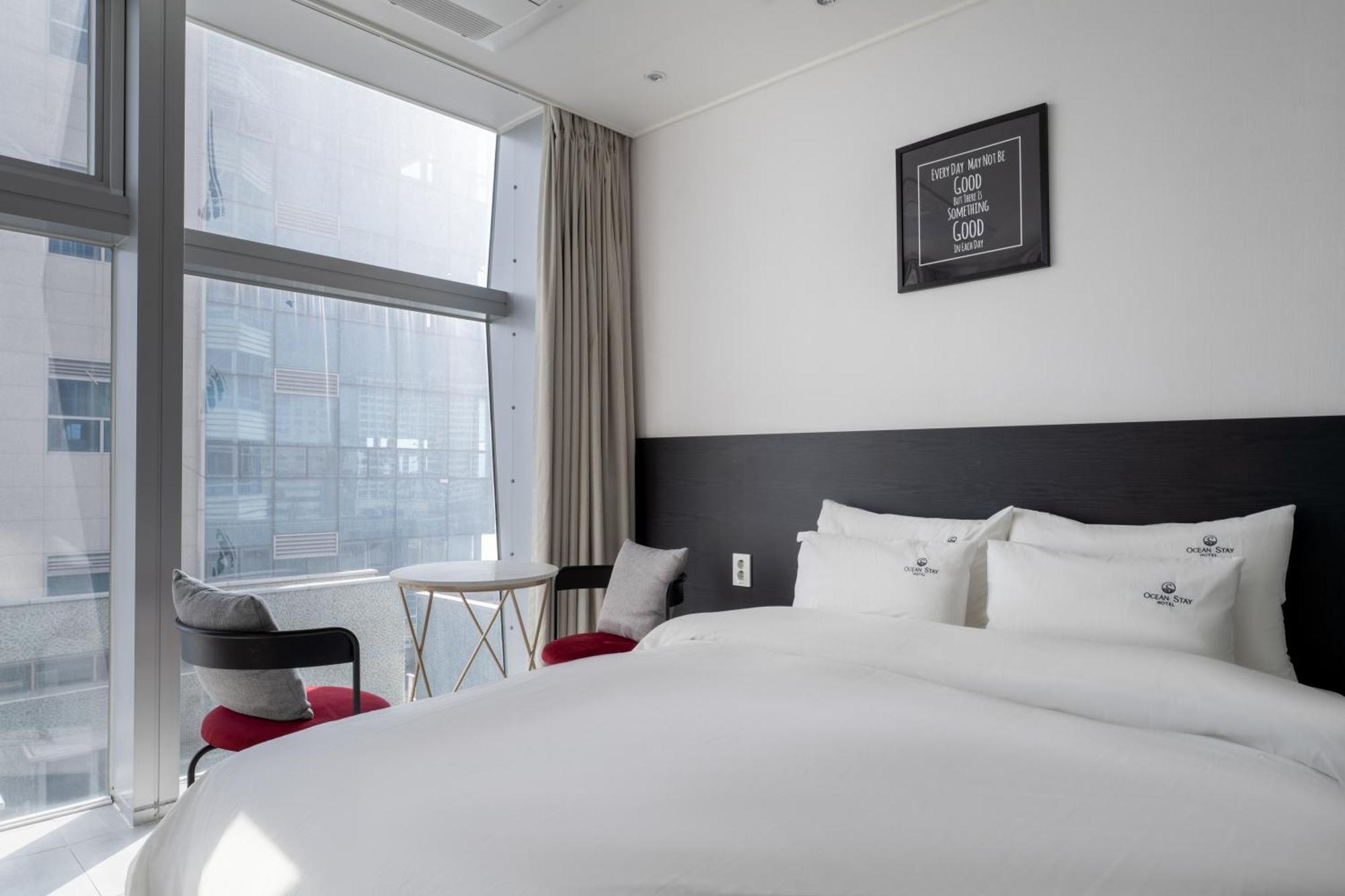 Oceanstay Hotel ปูซาน ภายนอก รูปภาพ